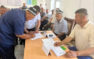 Махалли выбирают аксакалов