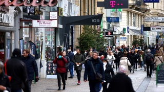 Yevropaning ikki davlati koronavirus tufayli joriy etilgan barcha cheklovlarni bekor qiladi