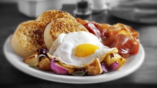 Эрталаб нонушта қилмаслик организм учун зарар — диетолог