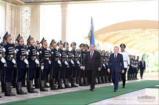 Состоялась торжественная церемония встречи лидера Таджикистана