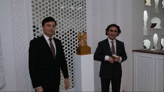 Mark Tutan: mutafakkir asarlari yevropalik olimlarning doimiy eʼtirofida