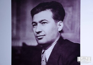 В Ташкенте проходит фотовыставка, посвященная 105-летию со дня рождения Шарафа Рашидова