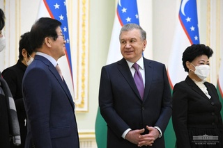 O‘zbekiston Prezidenti Janubiy Koreya parlamenti delegatsiyasini qabul qildi