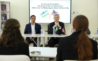 АҚШнинг Ўзбекистондаги элчиси Наманган давлат университетида