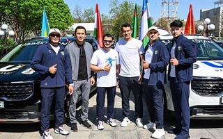 Автокараван, направляющийся в США, продвигает туристический потенциал Узбекистана