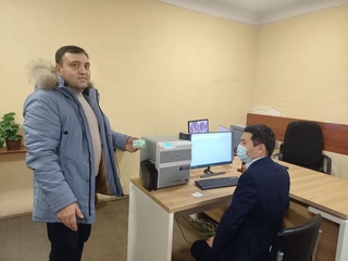 Смарт карта шаклидаги кадастр паспортлари берилмоқда