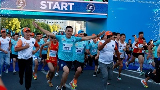 В 16 городах состоялся забег Yangi Nafas