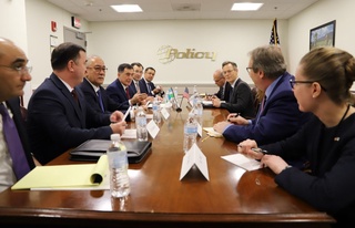 АҚШ Қорғаныс министрінің орынбасарымен кездесу өтті