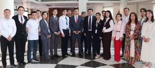 Делегация Узбекистана приняла участие в международном молодежном форуме в Индии