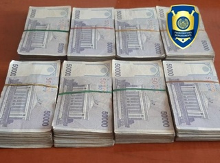 Фуқаронинг 40 миллион сўмини қўлга киритмоқчи бўлган товламачилар ушланди