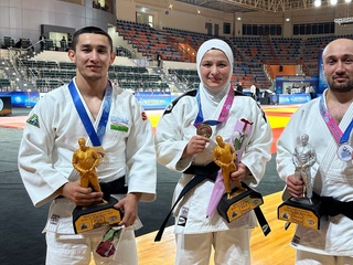 Пара дзюдо: дастлабки куни 2 та олтин ва 1 та кумуш медаль қўлга киритилди
