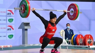 Муаттар Набиева установила олимпийский рекорд в рывке, но в сумме двоеборья осталась вне пьедестала