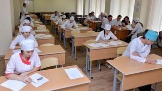 Сирдарёда патронаж хизматининг янги моделига бағишланган йиғилиш ўтказилди