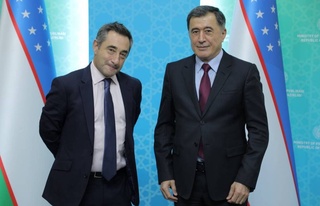 Владимир Норов Халқаро эксперт билан учрашди