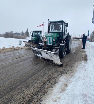 Tog'li hududlarda yo'llar tozalanmoqda
