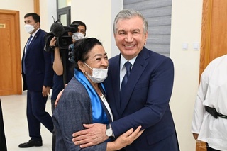 The President holds a conversation with artists and youth