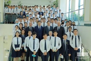 96 нафар ўғил-қиз Президент мактабларининг илк битирувчилари бўлди