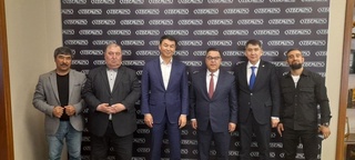 Ўзбекистон ва Қозоғистон  Эркин Воҳидовнинг “Олтин девор” асари асосида ҳамкорликда фильм суратга олади