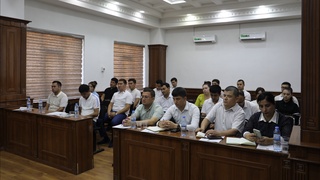 Суд раислари журналист ва блогерларга ахборот берди