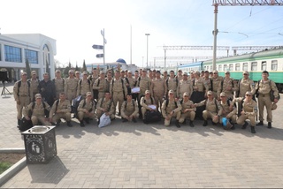 Ҳарбий хизматни ўтаб бўлган аскарларни уйларига кузатиш маросими бўлди