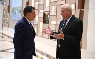 Владимир Норов асосгузор ва раиси Донишкадаи Осиёи Марказӣ ва Қафқози назди Шӯрои сиёсати хориҷии ИМА-ро пазируфт