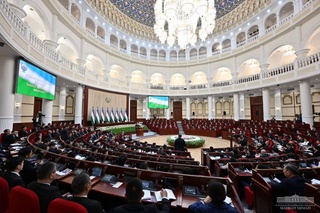 Prezident Qonunchilik palatasi huzurida Jamoaviy tashabbuslar boʻyicha parlament komissiyasini tashkil etishni taklif qildi