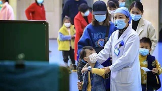 СУТ мавқеъашро оиди эмкунии кӯдакон бар зидди COVID-19 тағйир дод