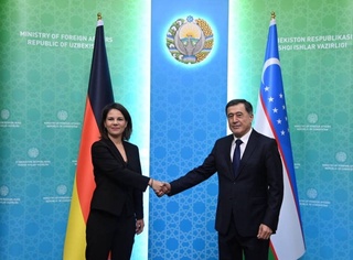 Владимир Норов Германия ташқи ишлар вазири Анналена Бербок билан учрашди
