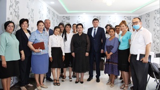 Сенат Раиси Элликқалъа туманидаги хотин-қизлар билан суҳбатлашди