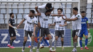 АГМК на выезде уверенно победил «Кызылкум» в дерби металлургов