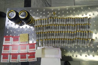 Дар вилояти Тошканд кормандони гумрук дар мошини боркаш гилзаҳо пайдо карданд