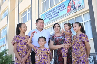 В поселке Заркент Самаркандской области сдан в эксплуатацию многоэтажный жилой дом