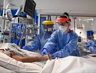 США и Канаду накрыла вспышка смертельного заболевания: как проявляется болезнь, и кто в зоне риска