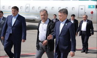 Парламенттің жоғарғы палатасының өкілдері Қазақстан Республикасында іссапармен жүр