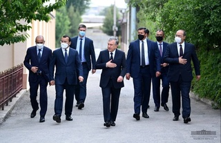 Shavkat Mirziyoyev Rustam Qosimov oilasiga taʼziya bildirdi