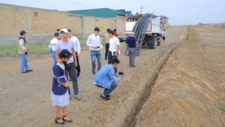 Янги Наманган туманида сув таъминотига бағишланган медиа-тур ўтказилди