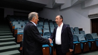 Бир йўла икки саҳна асари тақдим этилди