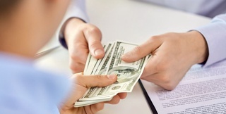 Subsidiya mablagʻi olib berishni vaʼda qilgan firibgar ushlandi