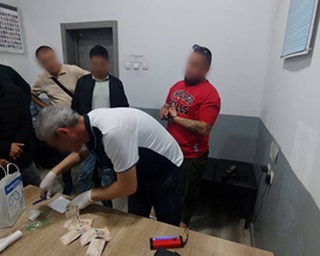 Тошкентда метрополитен ходимини қўрқитиб, ундан пул ундириб юрган шахс қўлга олинди