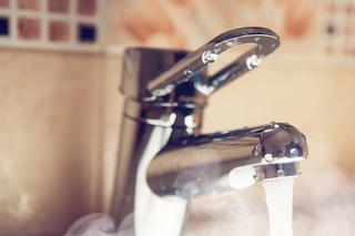 Bektemir tumanidagi ayrim hududlarda salkam ikki hafta issiq suv bo‘lmaydi