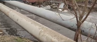 Sergelida bolalar quvur orqali maktabga o‘tayotgani bo‘yicha hokimlik izoh berdi