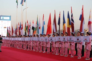 Самарқандда байдарка ва каноэда эшкак эшиш бўйича дунё биринчилиги старт олди