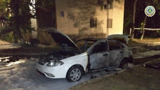 Девушка сожгла автомобиль за отказ жениться на ней