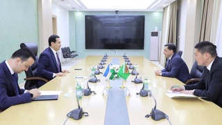Ӯзбекистон ва Туркманистон роҳҳои нави ба роҳ мондани кооперацияи саноатиро баррасӣ мекунанд