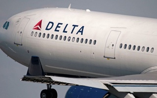 Атланта аэропортида иккита самолёт тўқнашиб кетди