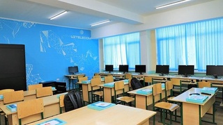 “Huawei” kompaniyasi video-konferensiya aloqa tizimi hamda maktab oʻquvchilari uchun planshetlarni begʻaraz yordam sifatida taqdim etdi