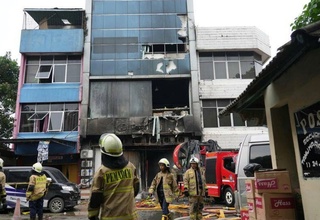 Jakartadagi ofisda yong'in sodir bo'ldi, oqibatda 20 kishi halok bo'ldi