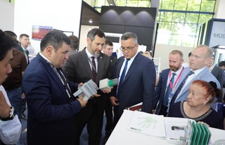 Энергетика вазири халқаро саноат кўргазмасида йирик компаниялари раҳбарлари билан учрашди