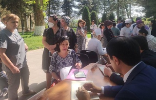 Адлия вазирлигининг ўқитувчилар ва тиббиёт тизими ходимлари учун махсус акцияси давом этмоқда