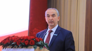 Кандидат в Президенты Бахром Абдухалимов встретился с избирателями в Намангане